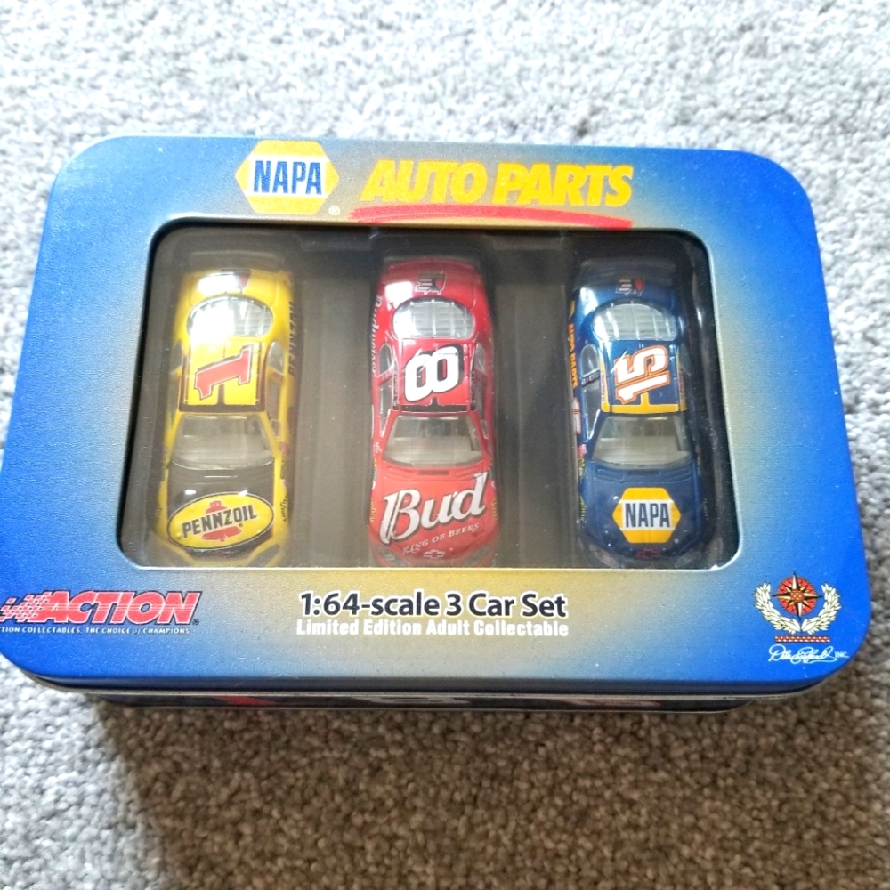 Napa Auto Parts Limited Edition Adult Collectable